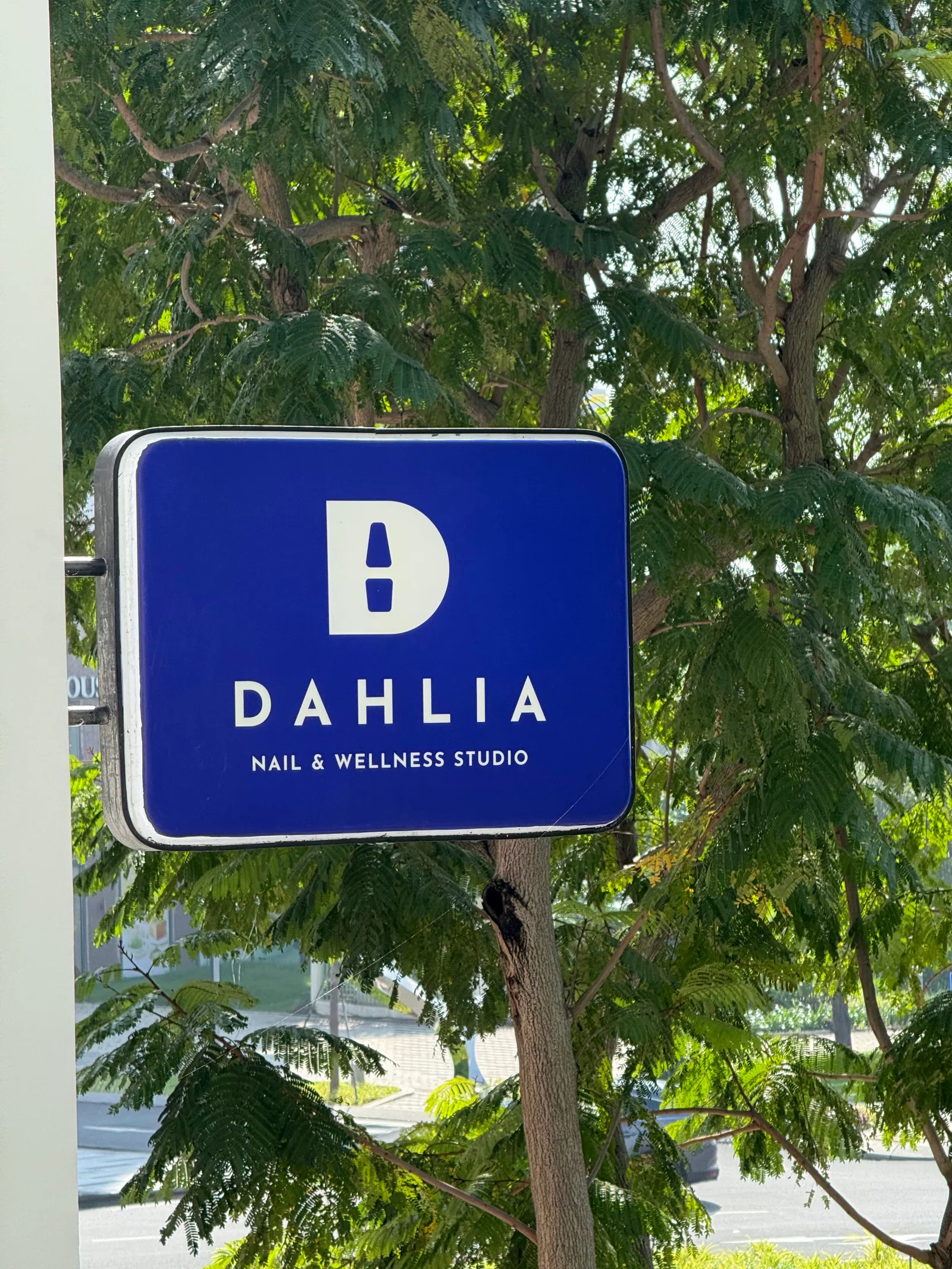 Bộ móng tay sơn gel hồng nude tại Dahlia Nail & Wellness Studio, Tân Hưng